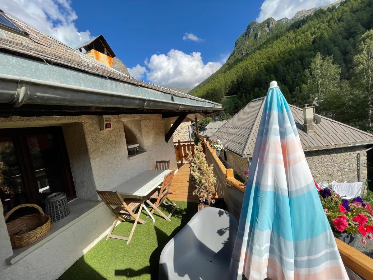 Le Refuge Veritable Cocon Avec Cheminee Les Orres Exterior photo